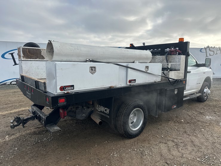 2020-dodge-3500-image-5