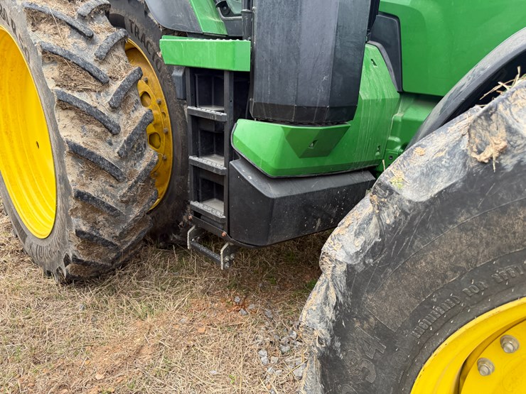 2023-john-deere-8r-310-image-41