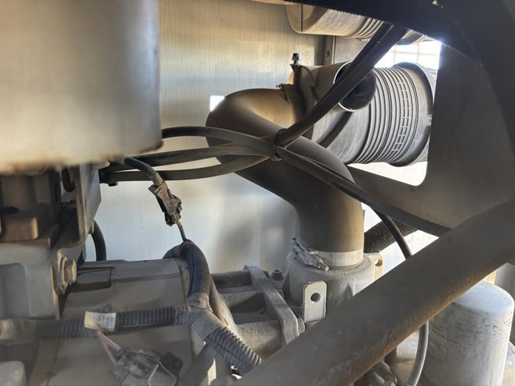 2011-ingersoll-rand-p185-image-6