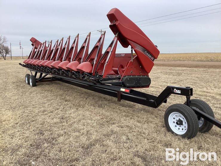 2012-case-ih-arro-converted-row-crop-header-w/b&b-36’-header-trailer-image-1