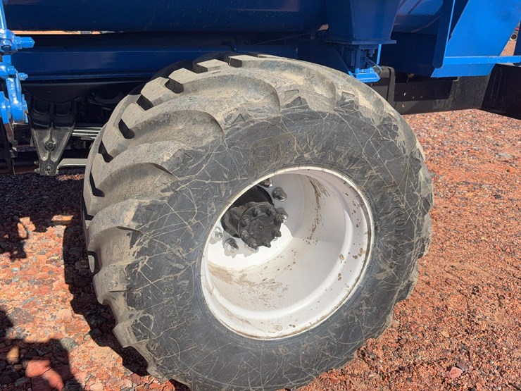 1995-international-8100-image-17