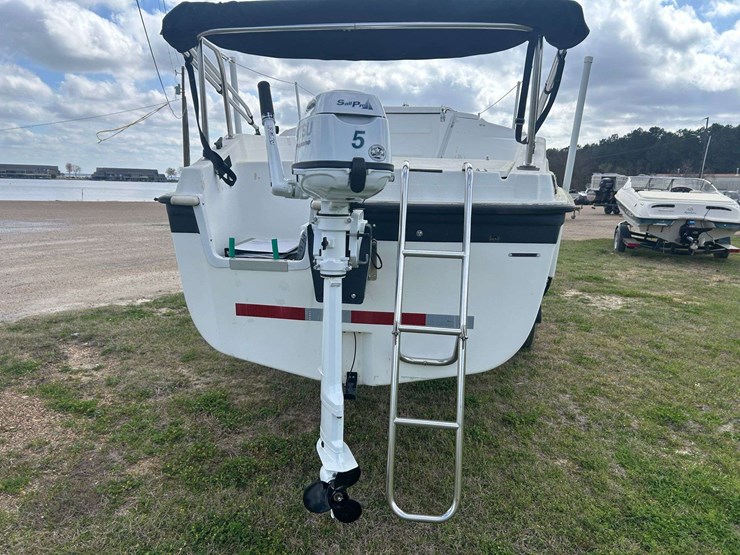 macgregor-25'-sailboat-image-9