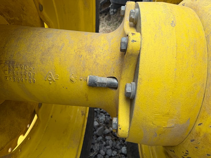 2023-john-deere-8r-310-image-20