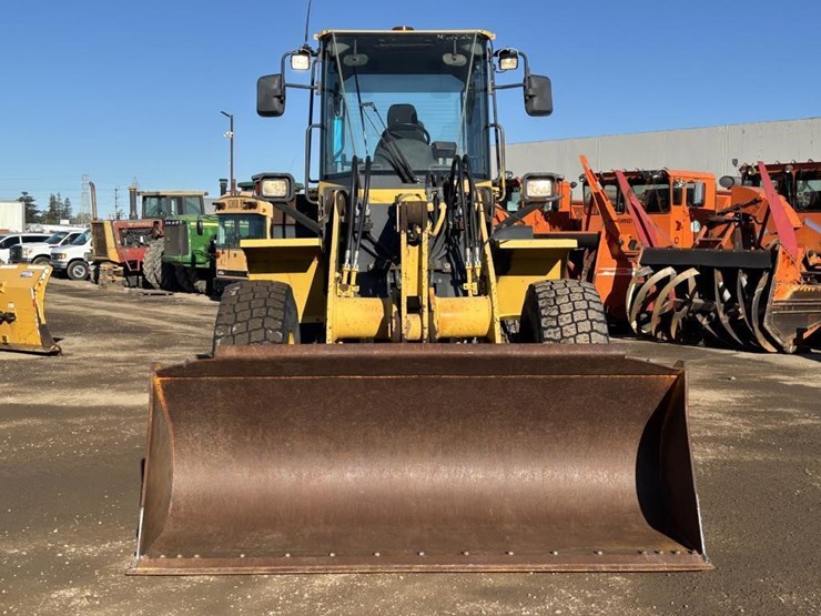 2007-komatsu-wa200-5-image-6