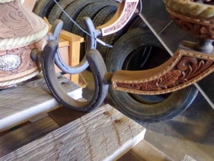 western-décor-ceiling-lights,-4'-wooden-fan-image-4