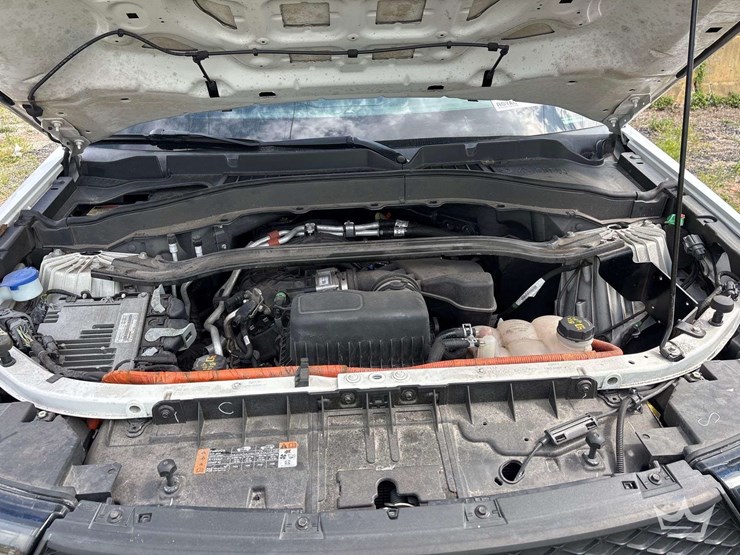 2020-ford-explorer-image-7