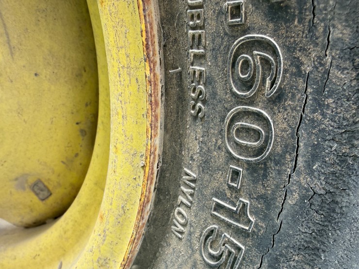 john-deere-12-image-3