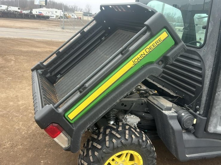 2020-john-deere-2020-image-35