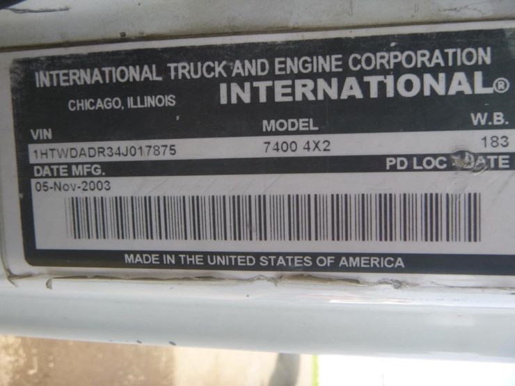 2004-international-7400-image-20