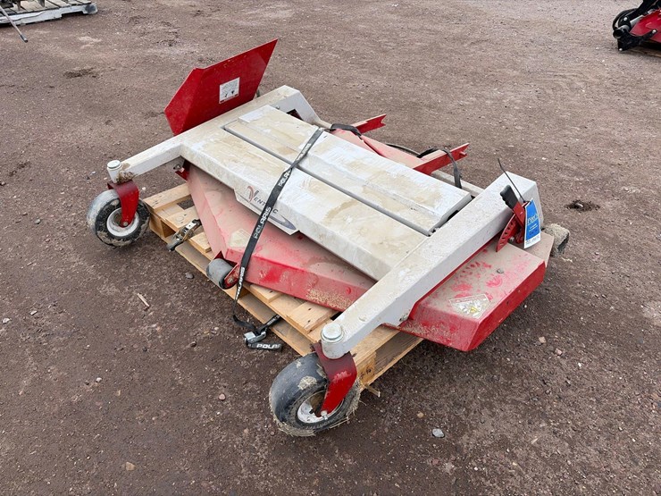 ventrac-mower-deck-image-1