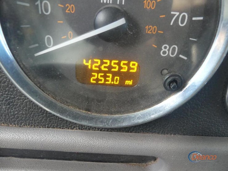 2019-peterbilt-389-image-19