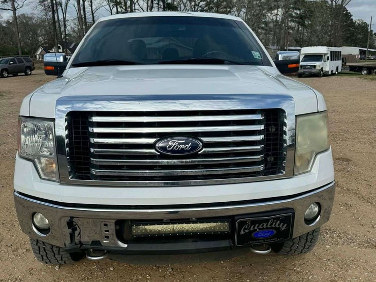 2012-ford-f150-xlt-image-4