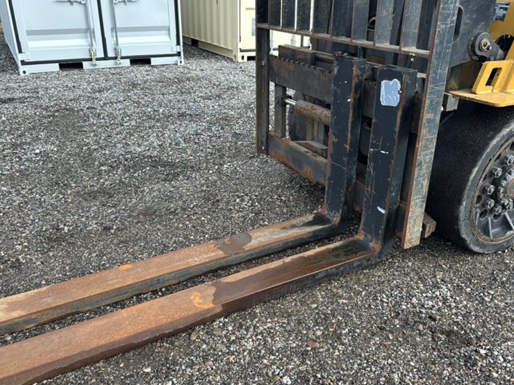 caterpillar-gc70k-image-16