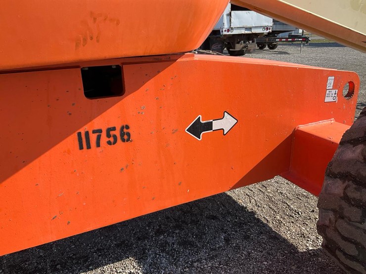 2004-jlg-600s-image-61