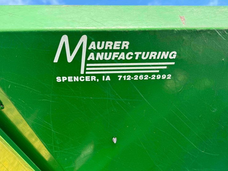 2013-john-deere-s550-image-34