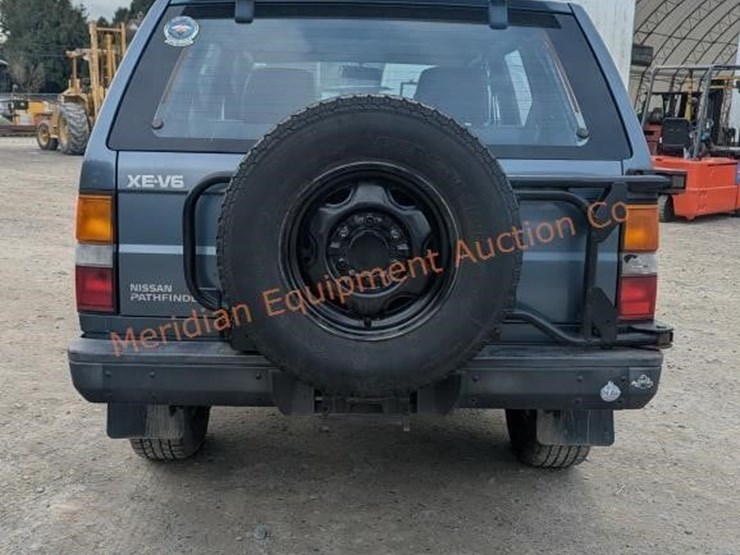 1990-nissan-pathfinder-image-4