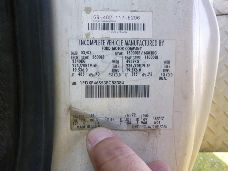 2003-ford-f450-image-32