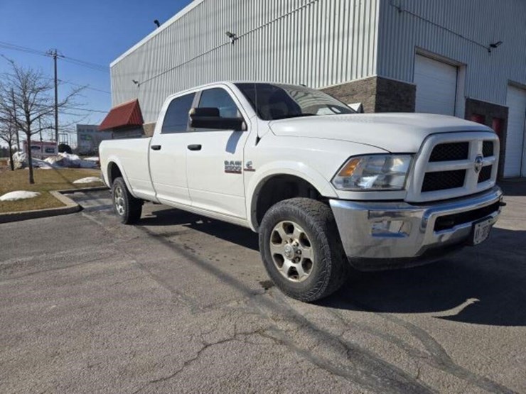 2018-dodge-2500-image-6