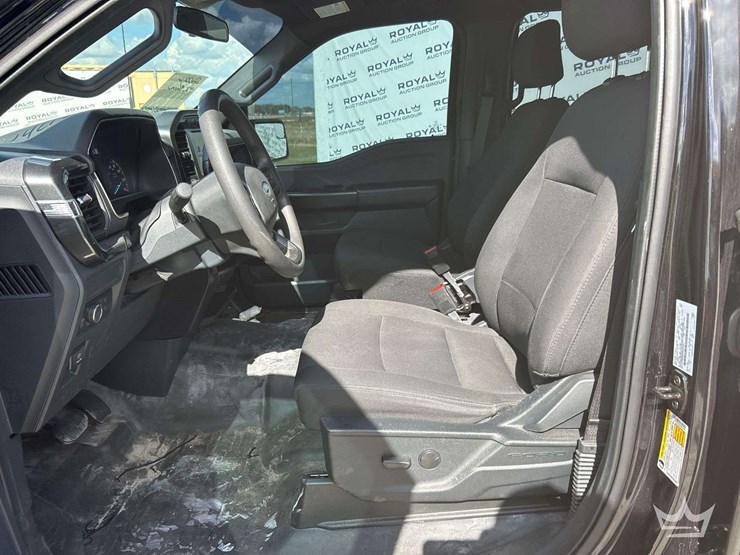 2022-ford-f150-image-12