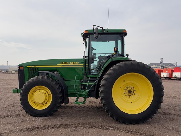 john-deere-8110-image-7