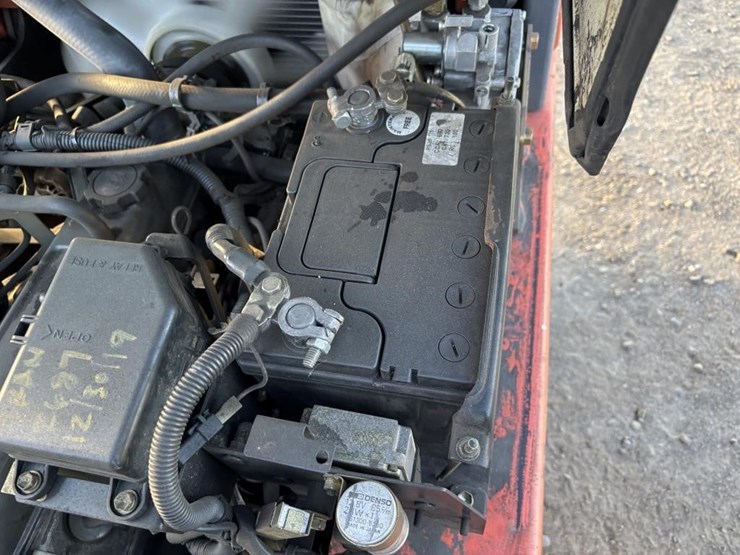 2004-toyota-7fgcu15-image-27