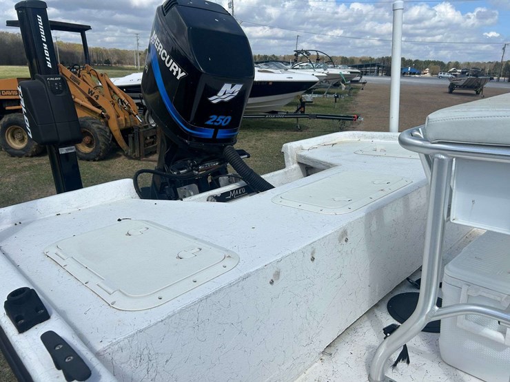 2006-mako-210cc-boat-250hp-mercury-image-18