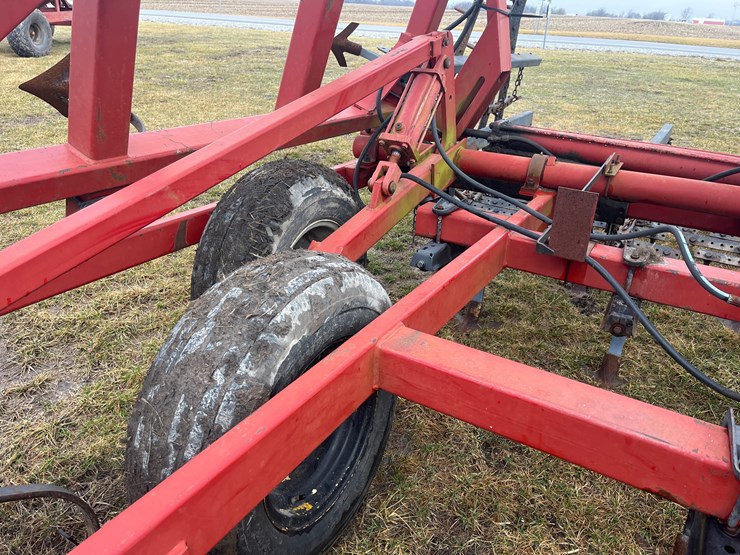 case-ih-4300-image-14
