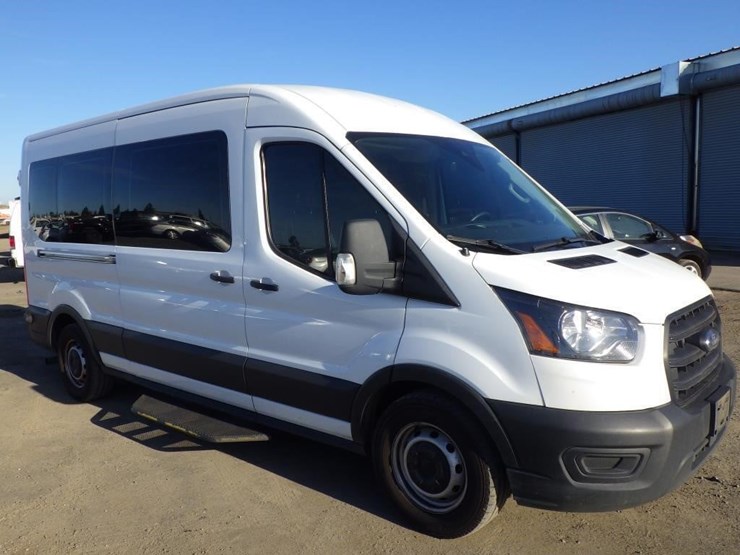 2020-ford-transit-image-2