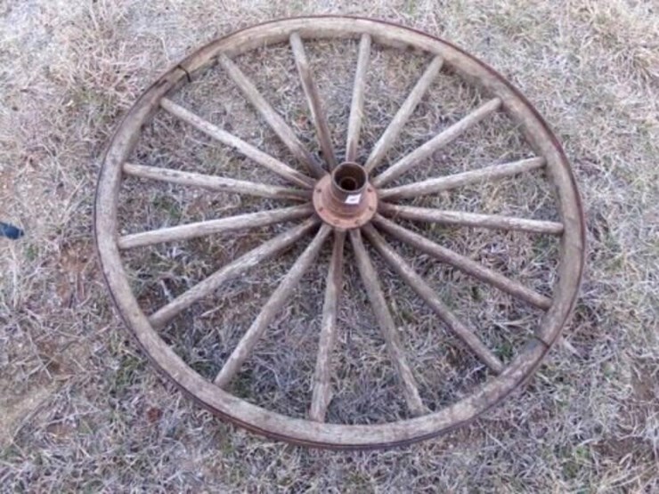 wood-spoke-wheel-,-3'-image-1