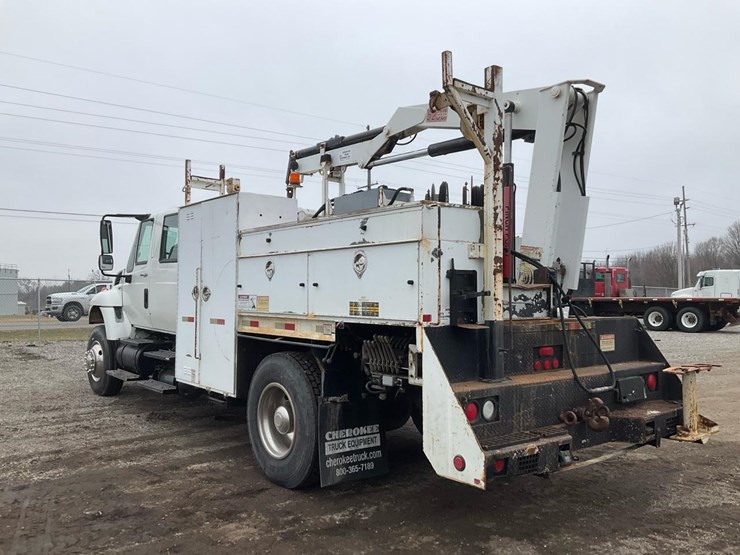 2014-international-7300-image-3