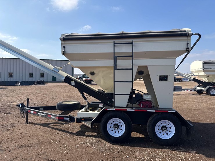 2013-meridian-240-image-3