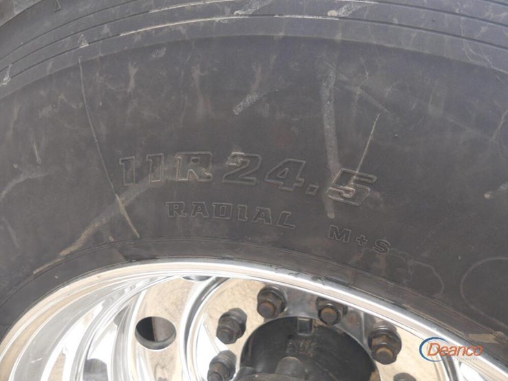 2012-mack-chu613-truck-tractor,-s/n-1m1an09y9cm008352:-mack-mp8-eng.,-eaton-13-sp.,-wet-line,-air-brakes,-air-ride-cab,-camelback-susp.,-sliding-5th-wheel,-dual-stacks,-24.5-tires,-59k-mi.-image-5