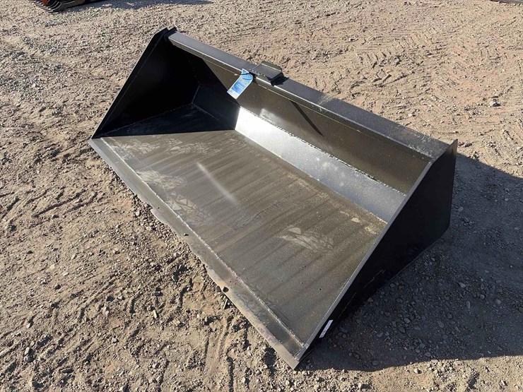 bucket-with-single-blade-image-1