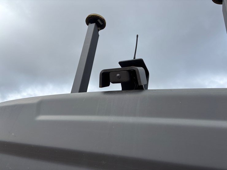 2022-volvo-ec220el-image-17