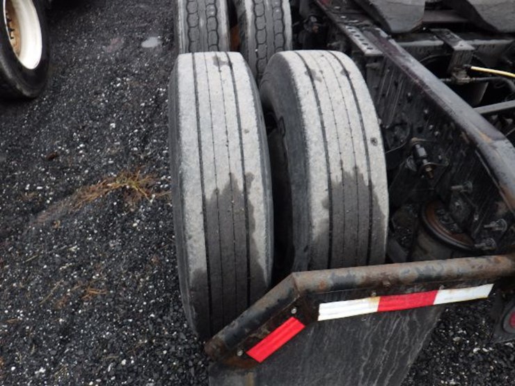 2018-international-prostar-image-13