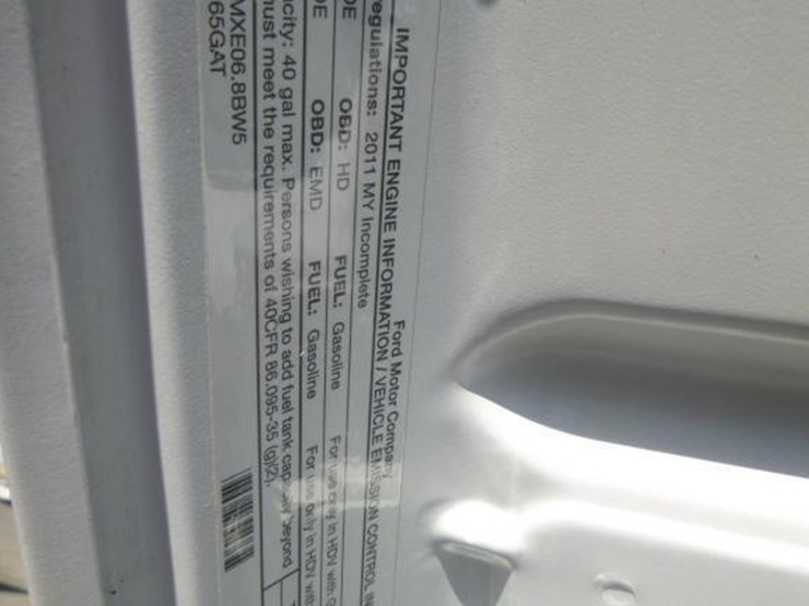 2011-ford-f550-image-24