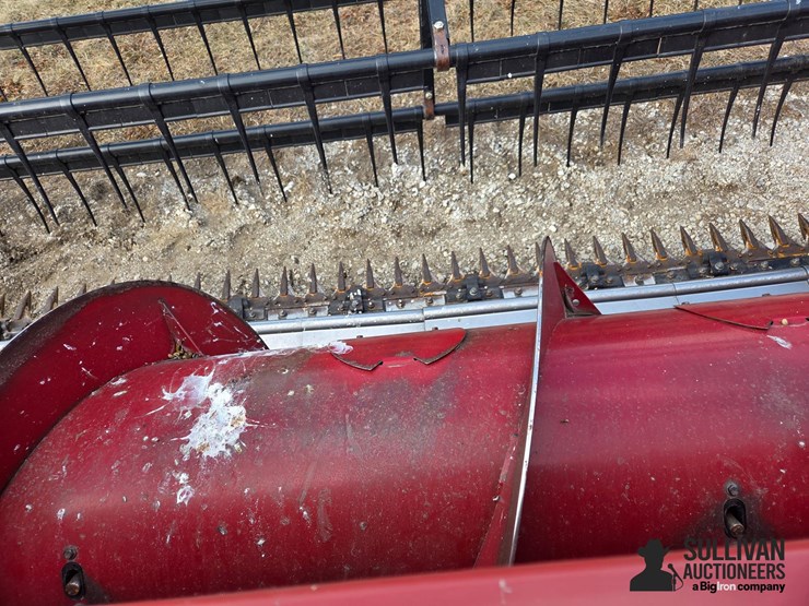2011-case-ih-3020-image-18