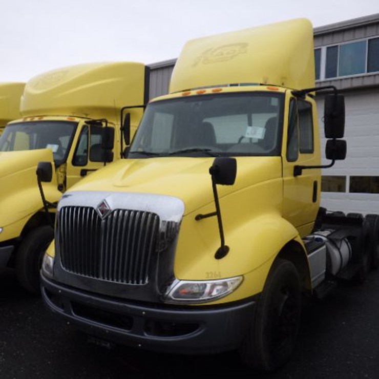 2016 INTERNATIONAL 8600