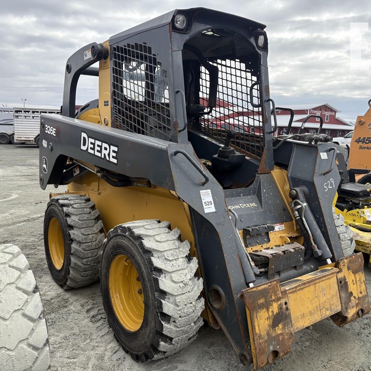 2015 DEERE 326E