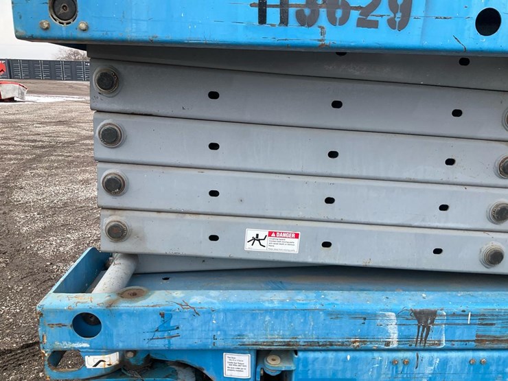 2003-genie-gs3246-image-13