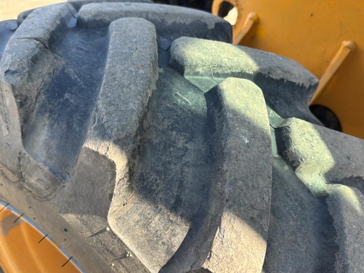 2006-jcb-527-55-image-24