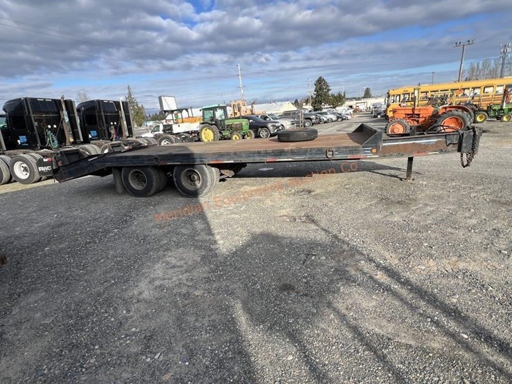 1985-international-22'-t/a-flatbed-utility-trailer-image-6