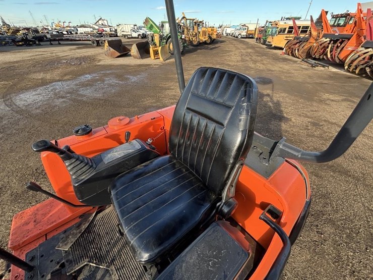 kubota-k025-image-23