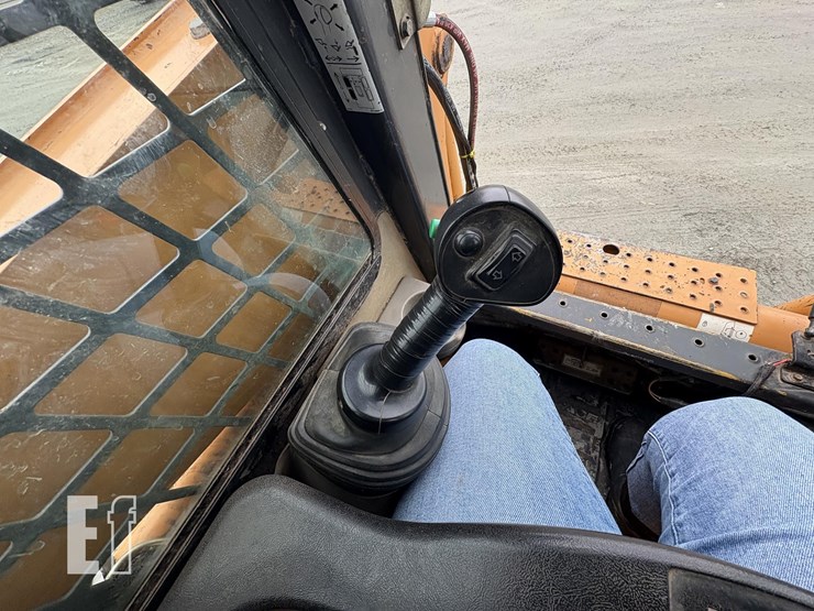 2010-case-445ct-3-image-20