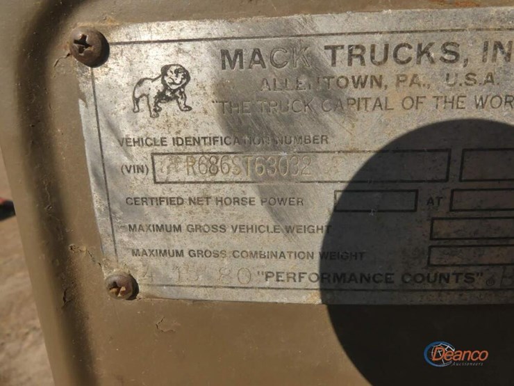 mack-r686st-image-12