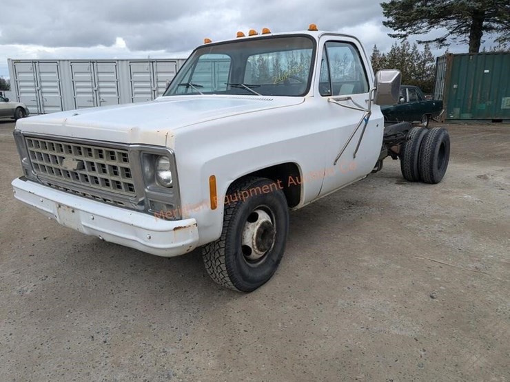 1980-chevrolet-c30-image-1