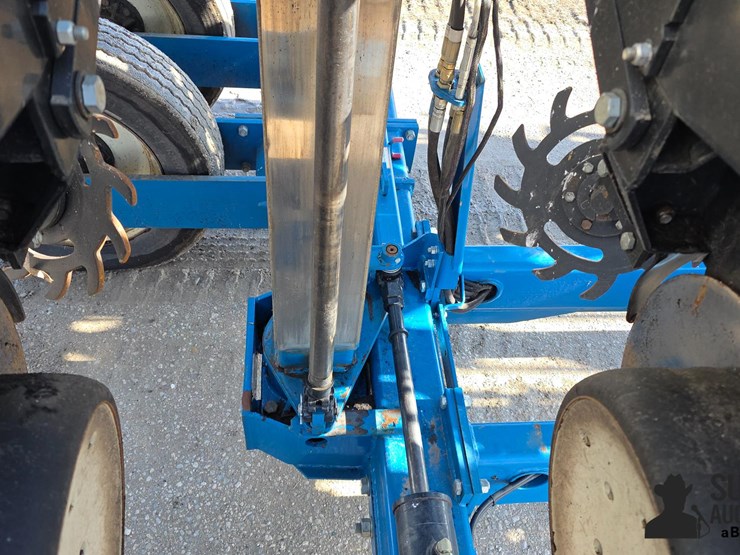 kinze-3600-image-14