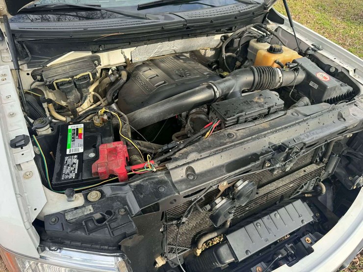 2012-ford-f150-xlt-image-15