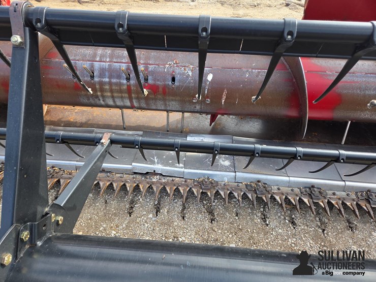 2011-case-ih-3020-image-15