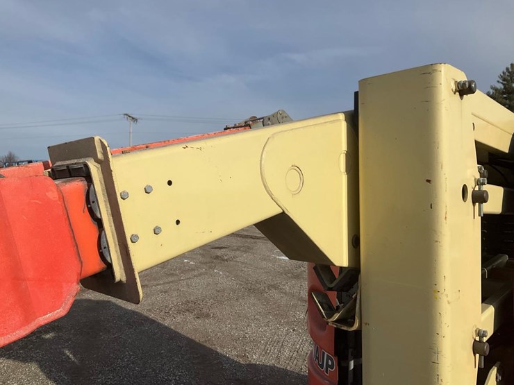 2000-jlg-e300ajp-image-20